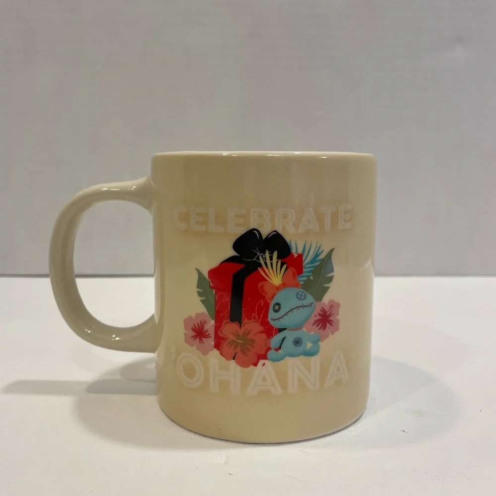 Disney Lilo & Stitch Holiday Stitch 20 Oz. Coffee mug cup NEW